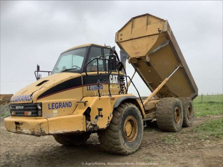 Caterpillar 725