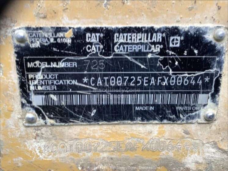 Caterpillar 725