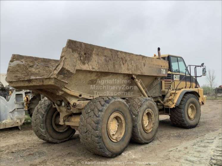 Caterpillar 730